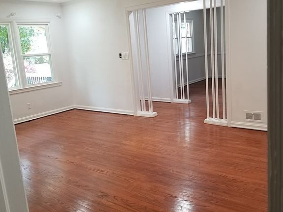 2nd image of 2079 Honeysuckle Ln SW