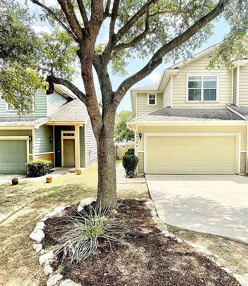 2419 Allred Dr #B — Photo 2