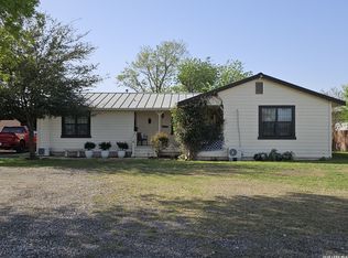 5820 S Loop 1604, Von Ormy, TX 78073