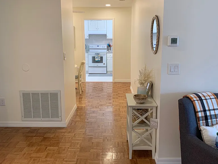 2700 Bayshore Blvd #3 — Photo 6