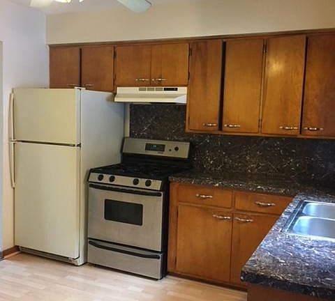 2nd image of 1969 Genoa Ave #2