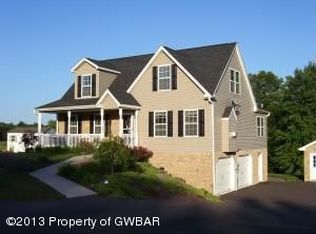 47 Riccardi Dr, Drums, PA 18222