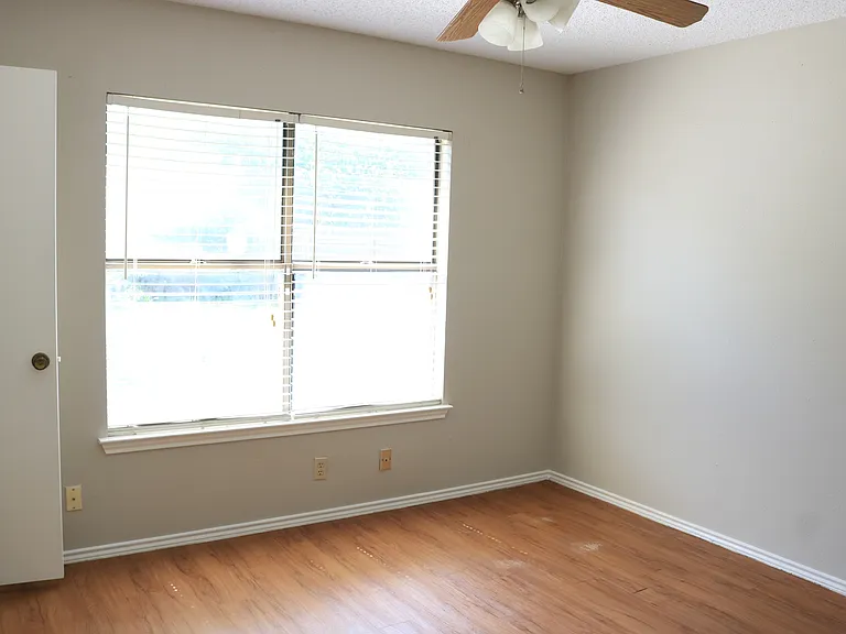 4107 Sunrise Point Dr — Photo 6