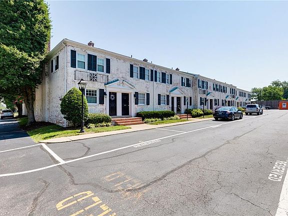 4th image of 705 N Hamilton St APT E
