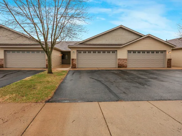 1062 Manor Ct, Saint Cloud, MN 56303