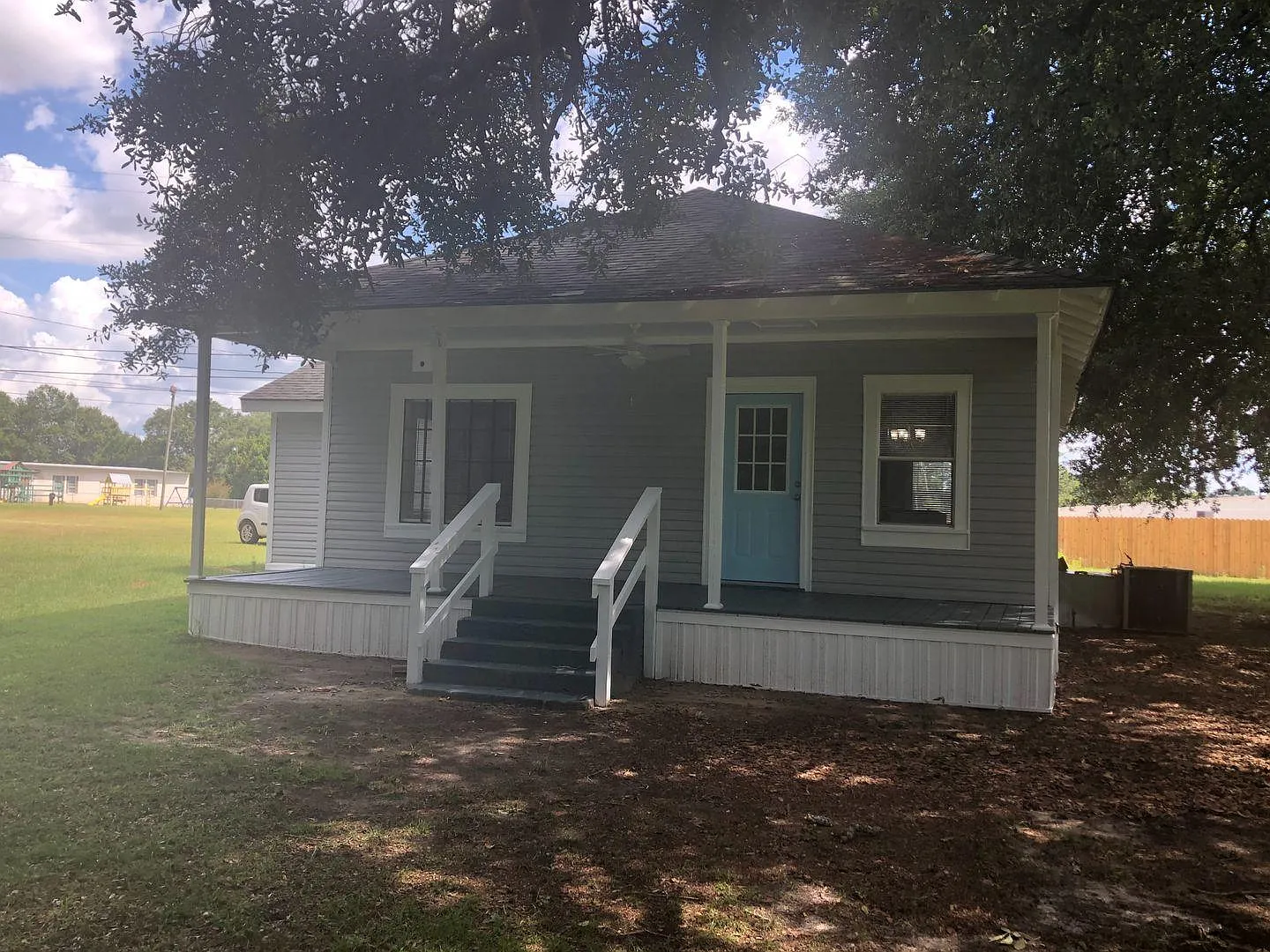 2 bed, 950 sqft, $1,295 — Photo 1