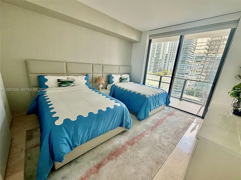 88 SW 7th St #1109 — Photo 25