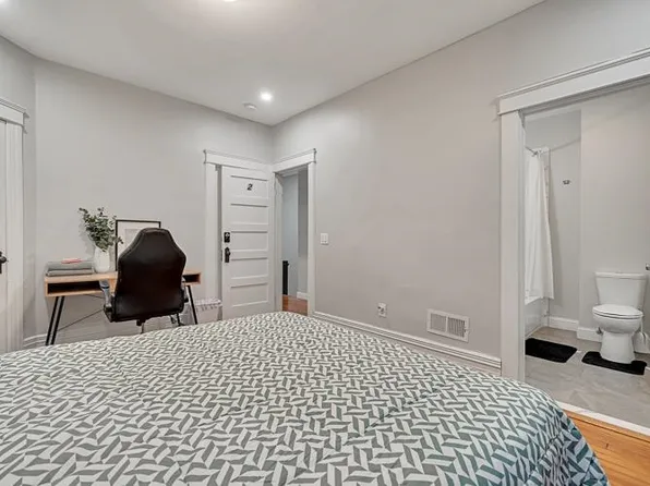 257 Woodlawn Avenue image 12 of 21