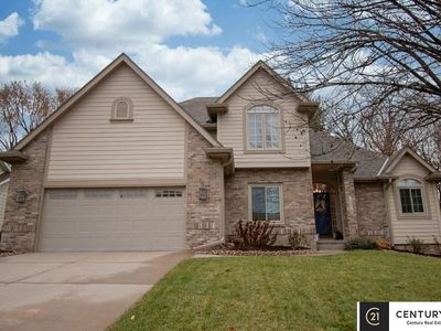 10218 Y St, Omaha, NE, 68127