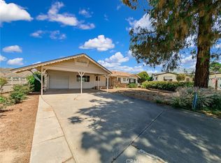 11674 Oak Ln, Yucaipa, CA 92399