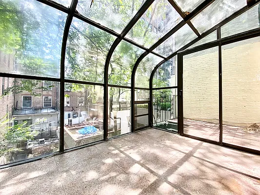 Rented by Voro NYC | media 24