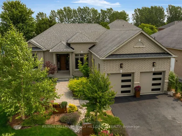3 Frances Dr, Collingwood, ON L9Y 0A8