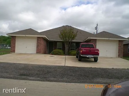 913 Rosewood