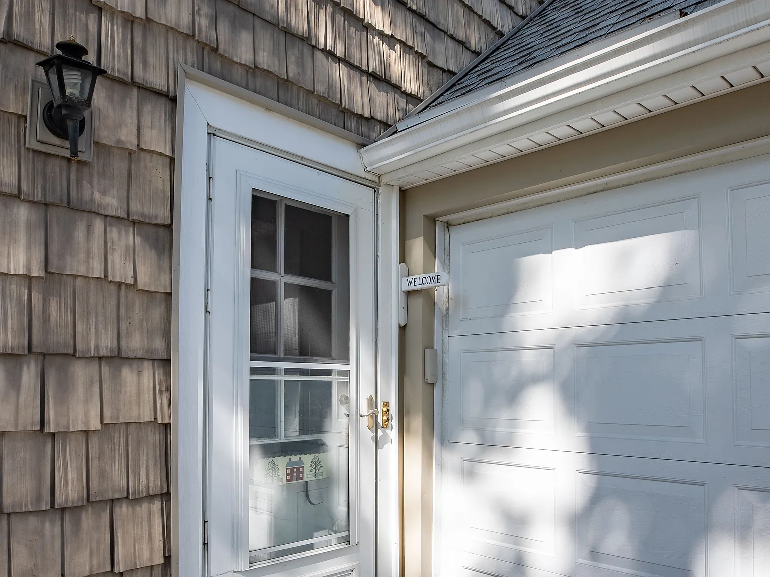 2 bed, 697 sqft, $2,300 — Photo 3