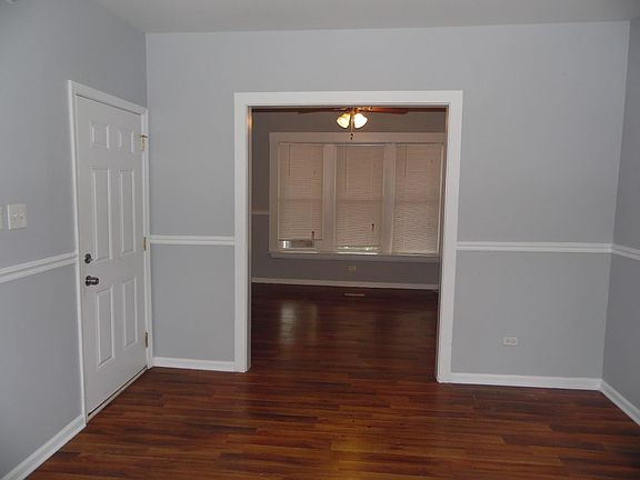 3rd image of 8028 S Emerald Ave #1