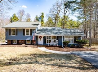 75 Hall Rd, Londonderry, NH 03053