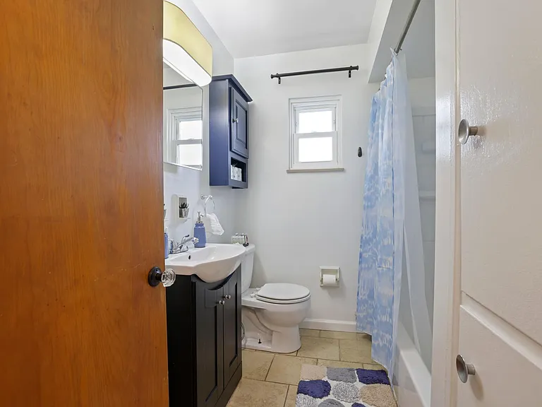 2812 Allegheny Ave — Photo 8