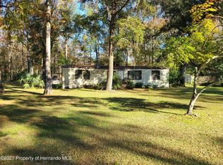 12411 E Trails End Rd, Floral City, FL 34436