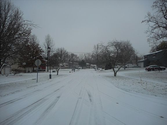 5th image of 22241 Lorraine Dr