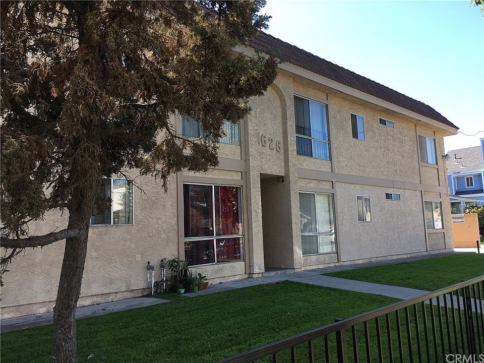 1st image of 1632 W 218th St