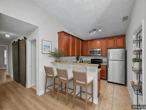 4th image of 2751 WILSON COURT