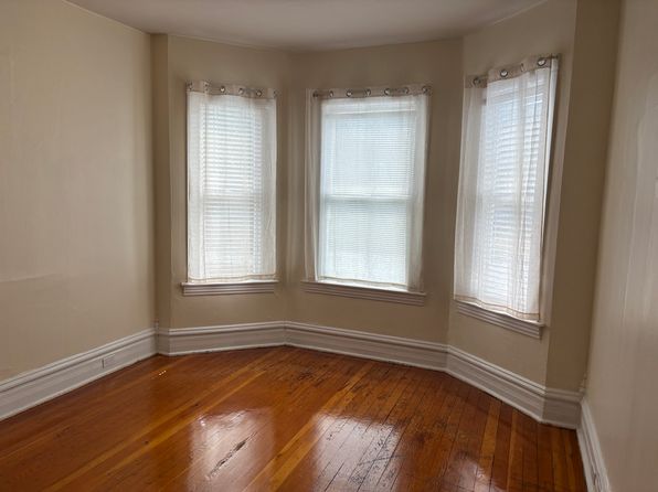 4 bedroom rental in Vancouver — photo 24