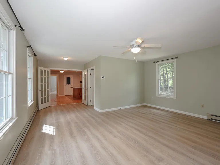 55 Holbrook Hill Rd — Photo 30