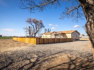 16484 Idaho Ave, Lemoore, CA 93245