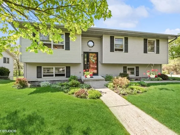 (undisclosed Address), McHenry, IL 60050