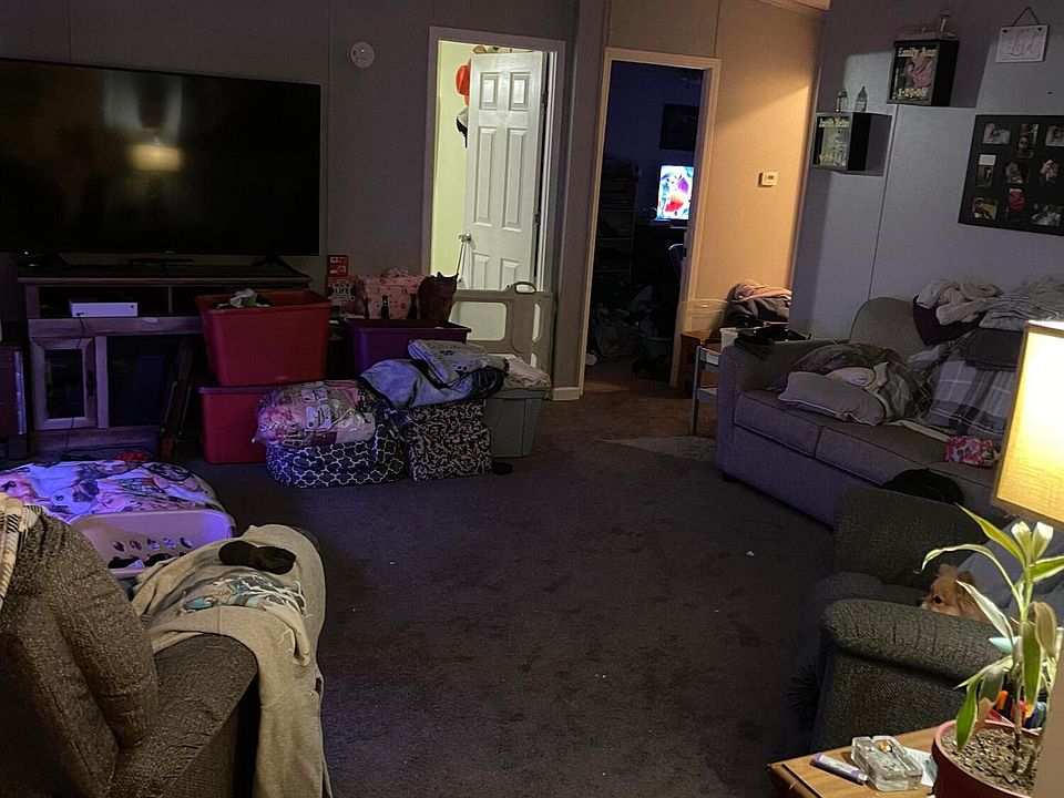 2nd image of 413 Beech St