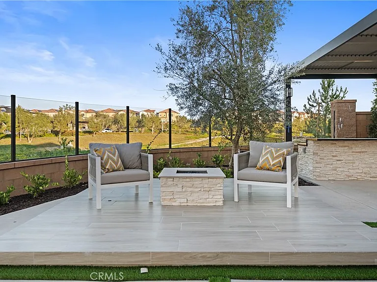 139 Sunnyslope — Photo 34