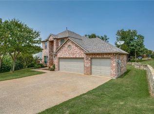 1305 Donaldson Ct, Corinth, TX 76210