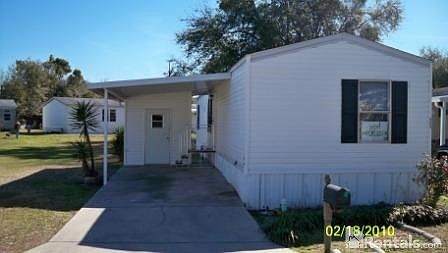 1st image of 423 Parkwood Estates Dr