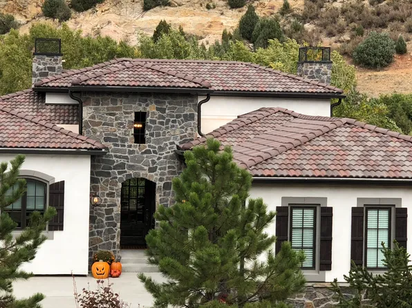 8326 Raphael Ln, Littleton, CO 80125