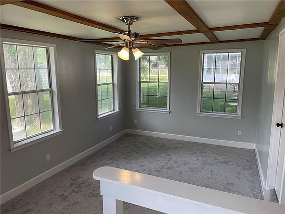 5th image of 18823 E 6th St N