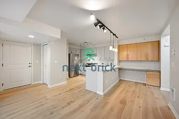 124 Bellevue Ave E #206 — Photo 6