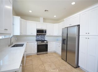 436 Avalon Dr, Vista, CA 92084