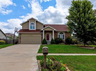 2626 SW Lagito Dr, Topeka, KS 66614