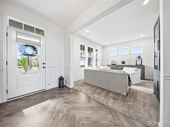 5th image of 1721 Archerfield Pl