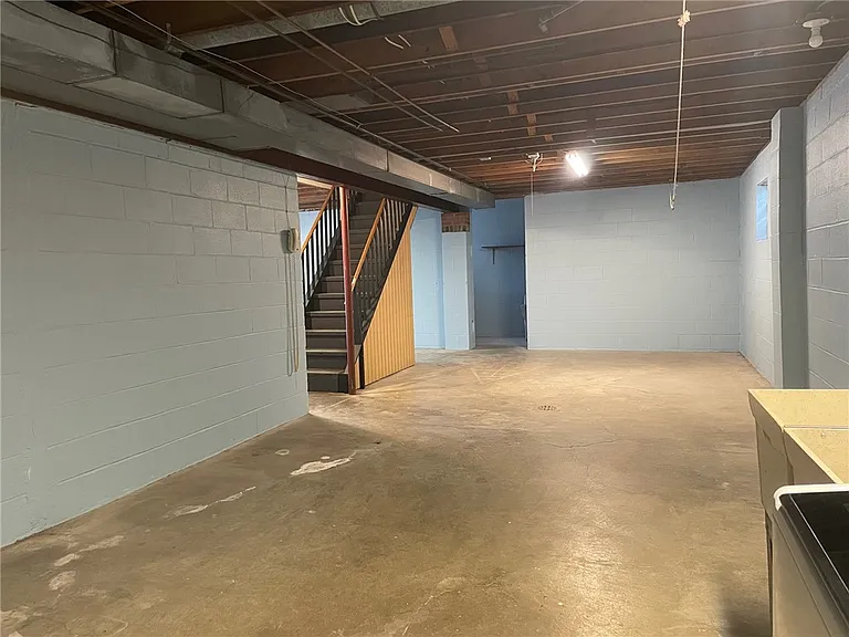 6121 Old William Penn Hwy — Photo 27