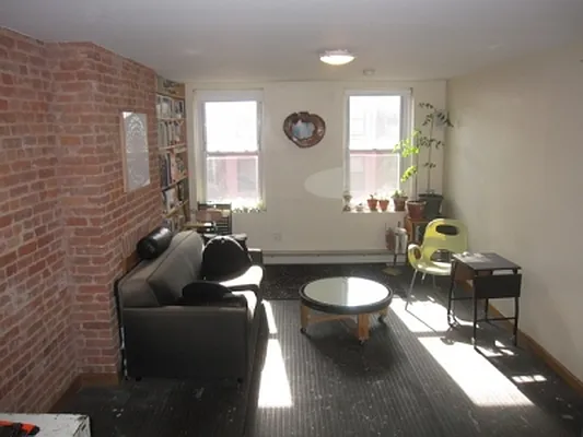 Rented by Citi Habitats | media 11