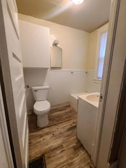 Building Photo - 326 Western Ave #2