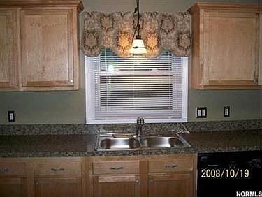 3rd image of 1834 Glenridge Rd