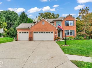 631 Middleham Cir, Beech Grove, IN 46107