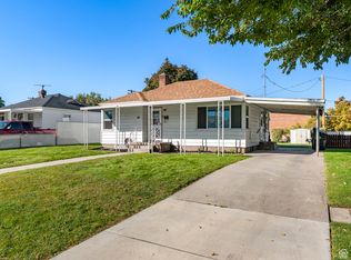 40 Brookside Dr, Springville, UT 84663