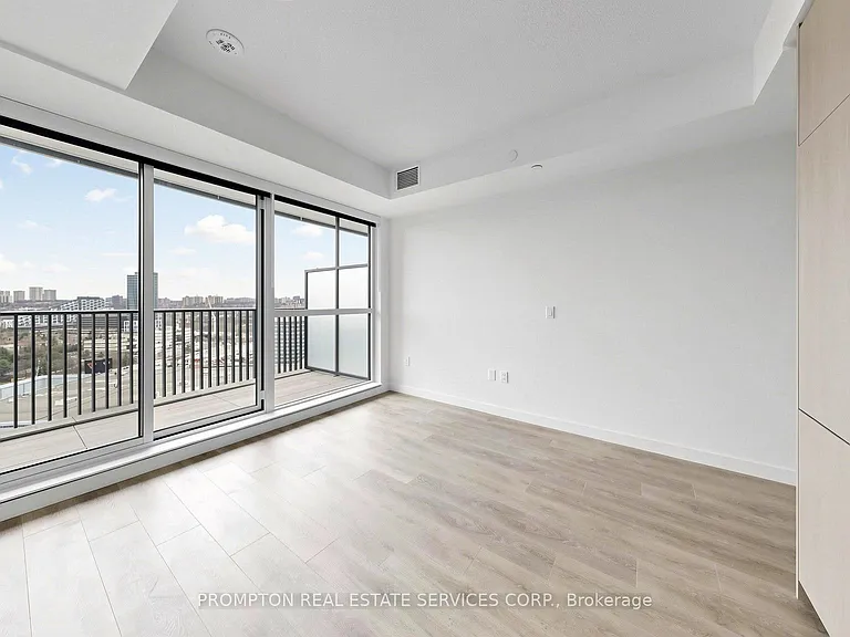 18 Esther Shiner Blvd #2006 — Photo 17