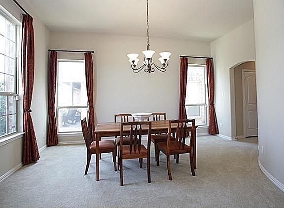 3rd image of 10429 Sexton Dr