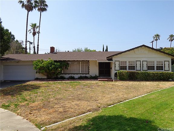 2nd image of 22728 Chase Pl