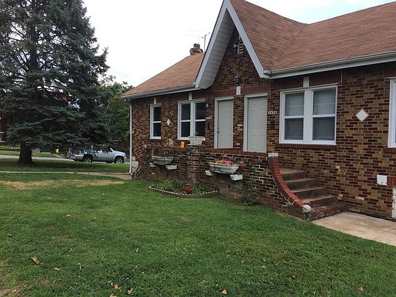 shared front yard