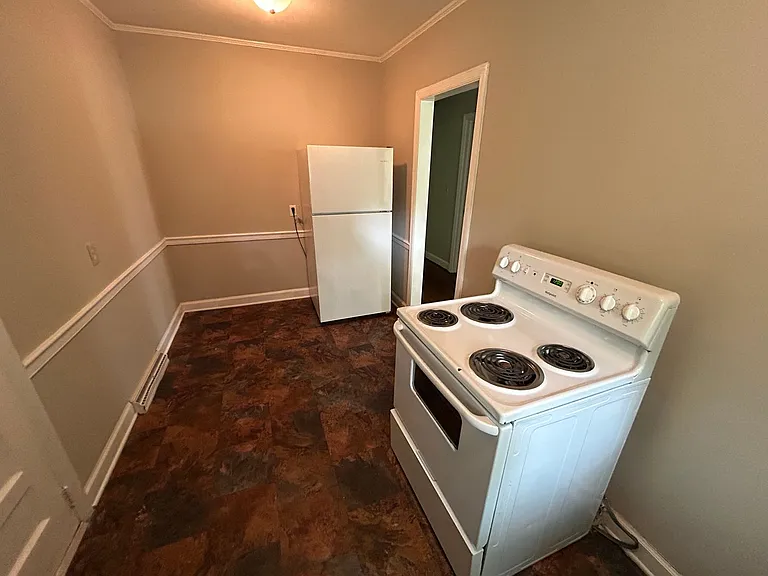 4403 Edgemore Rd — Photo 16